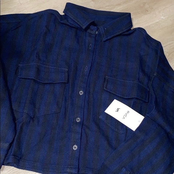 ✨💙 RVCA navy blue bedder jacket 💙✨ - Picture 3 of 6